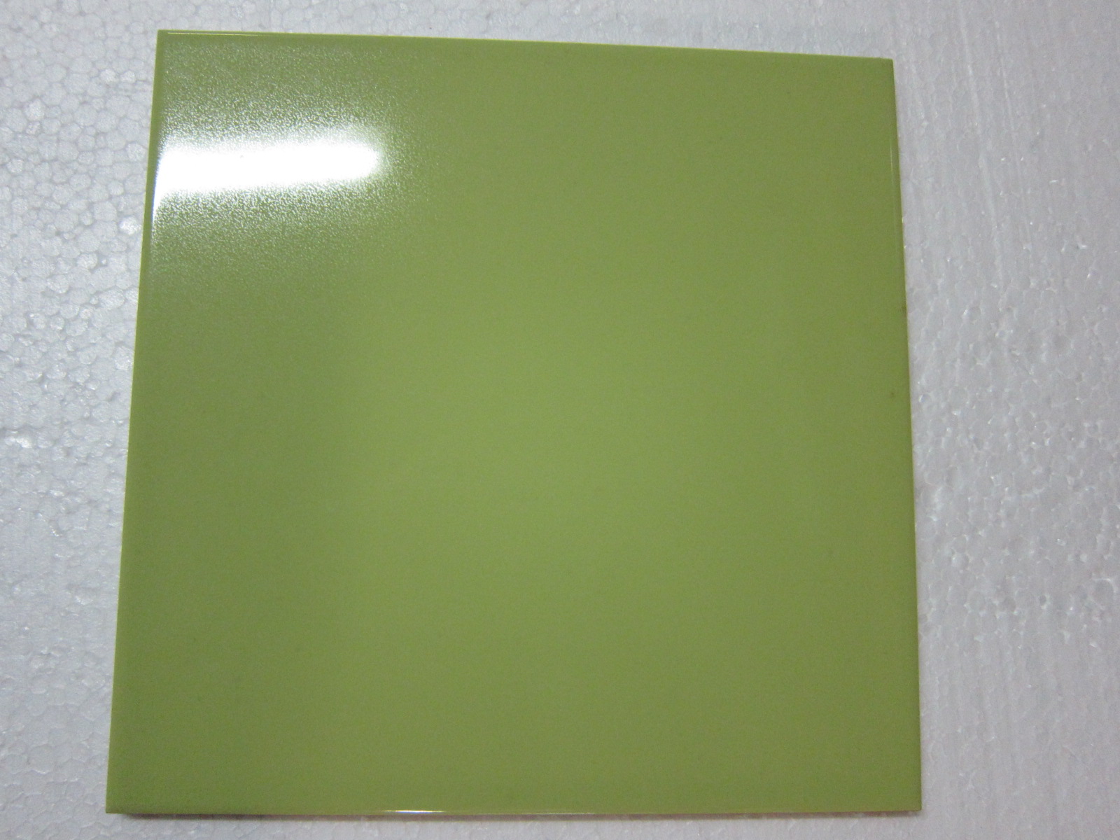 Saloni - Dlažba HAPPY VITAM.zelená 20X20 GY1400 verde