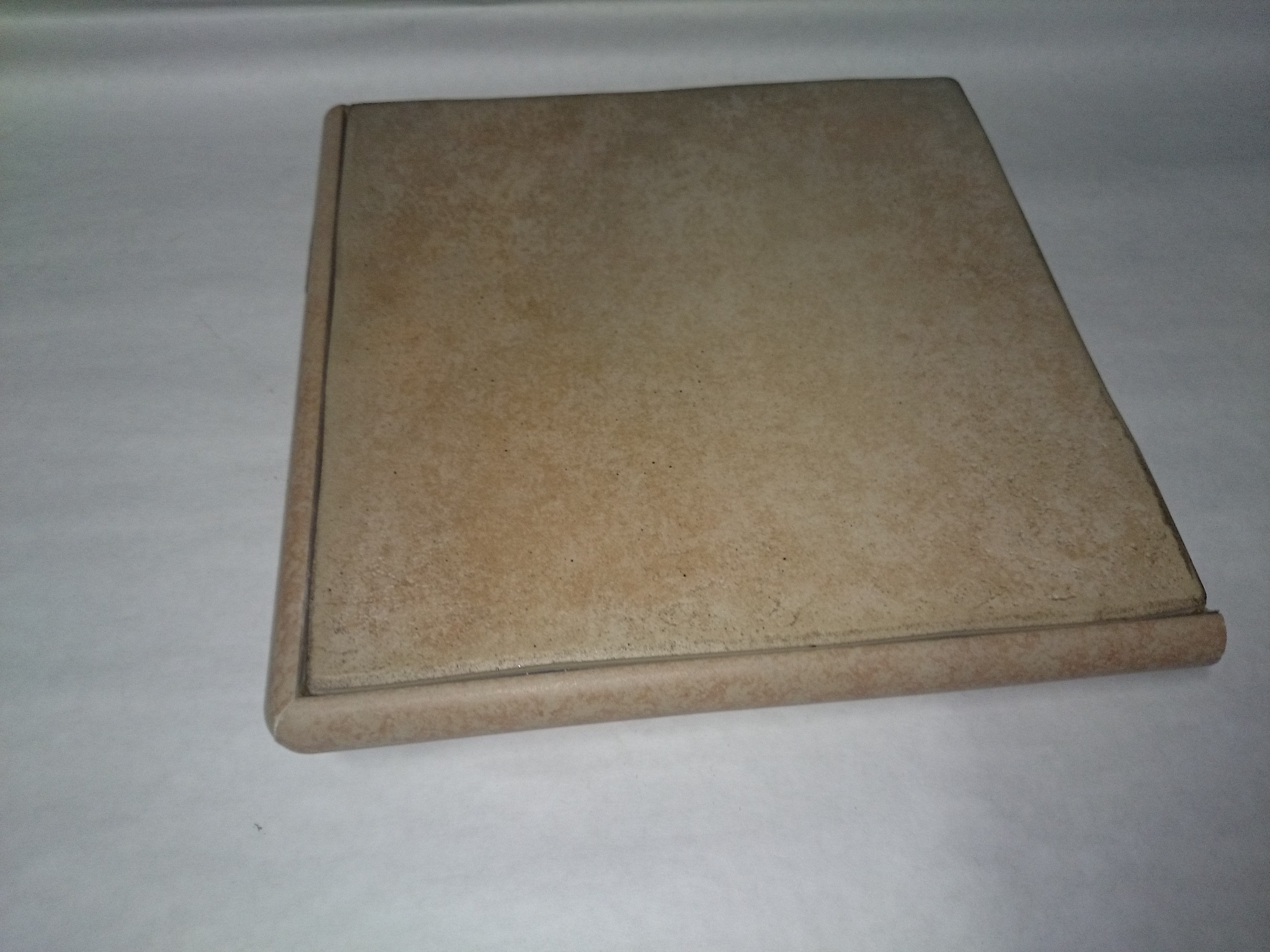 DL.SANTOS BEIGE GRAD.ANG. 7356110 33,3x33,3 